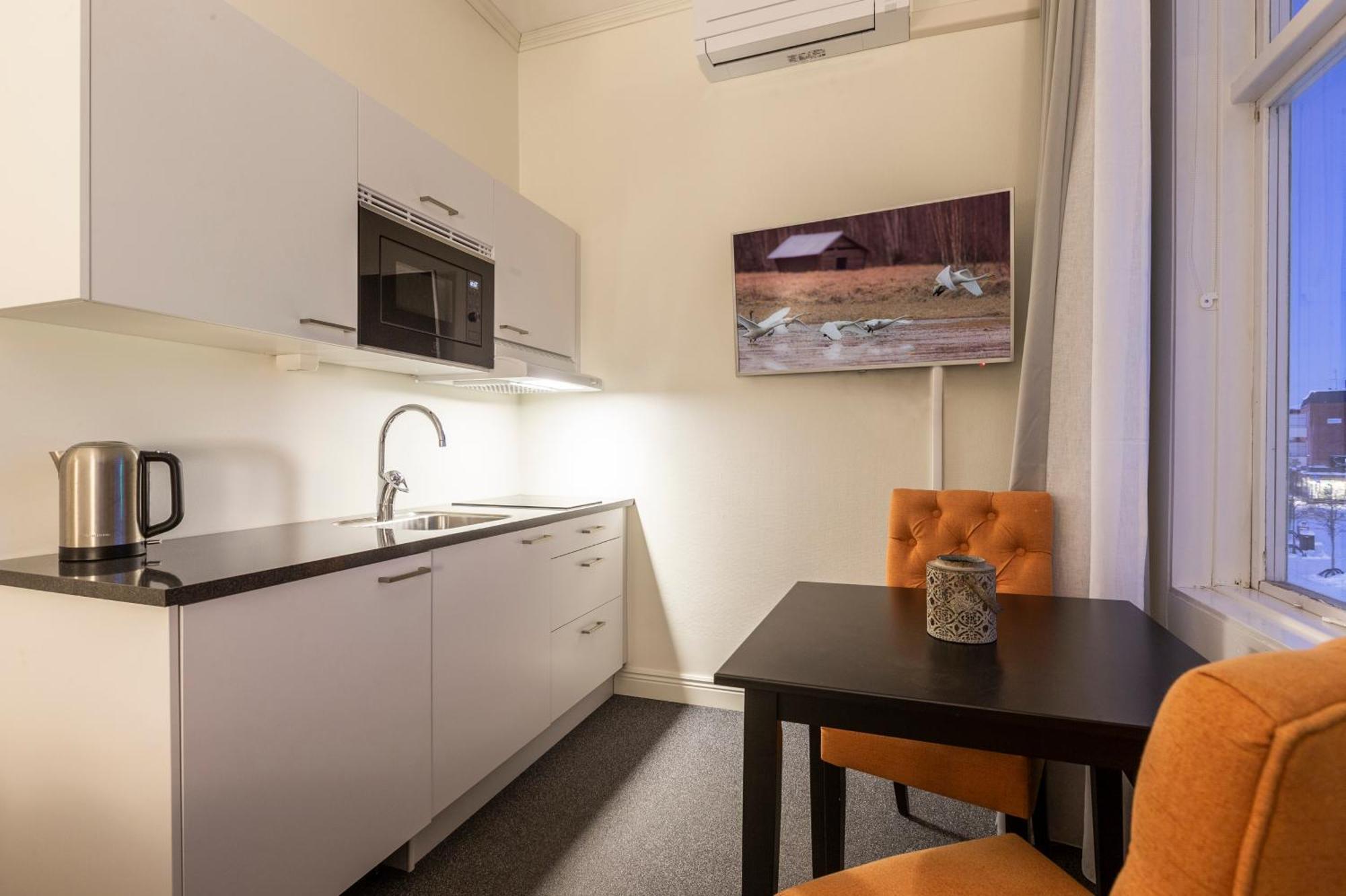 Hotell Drottninggatan 11 บอเดน ภายนอก รูปภาพ
