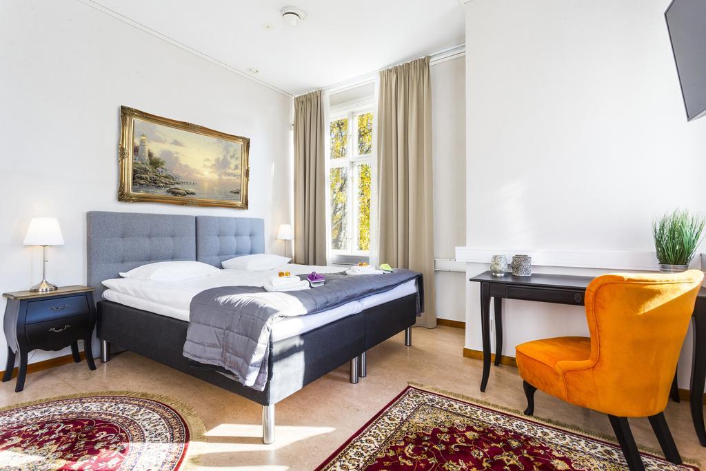 Hotell Drottninggatan 11 บอเดน ภายนอก รูปภาพ